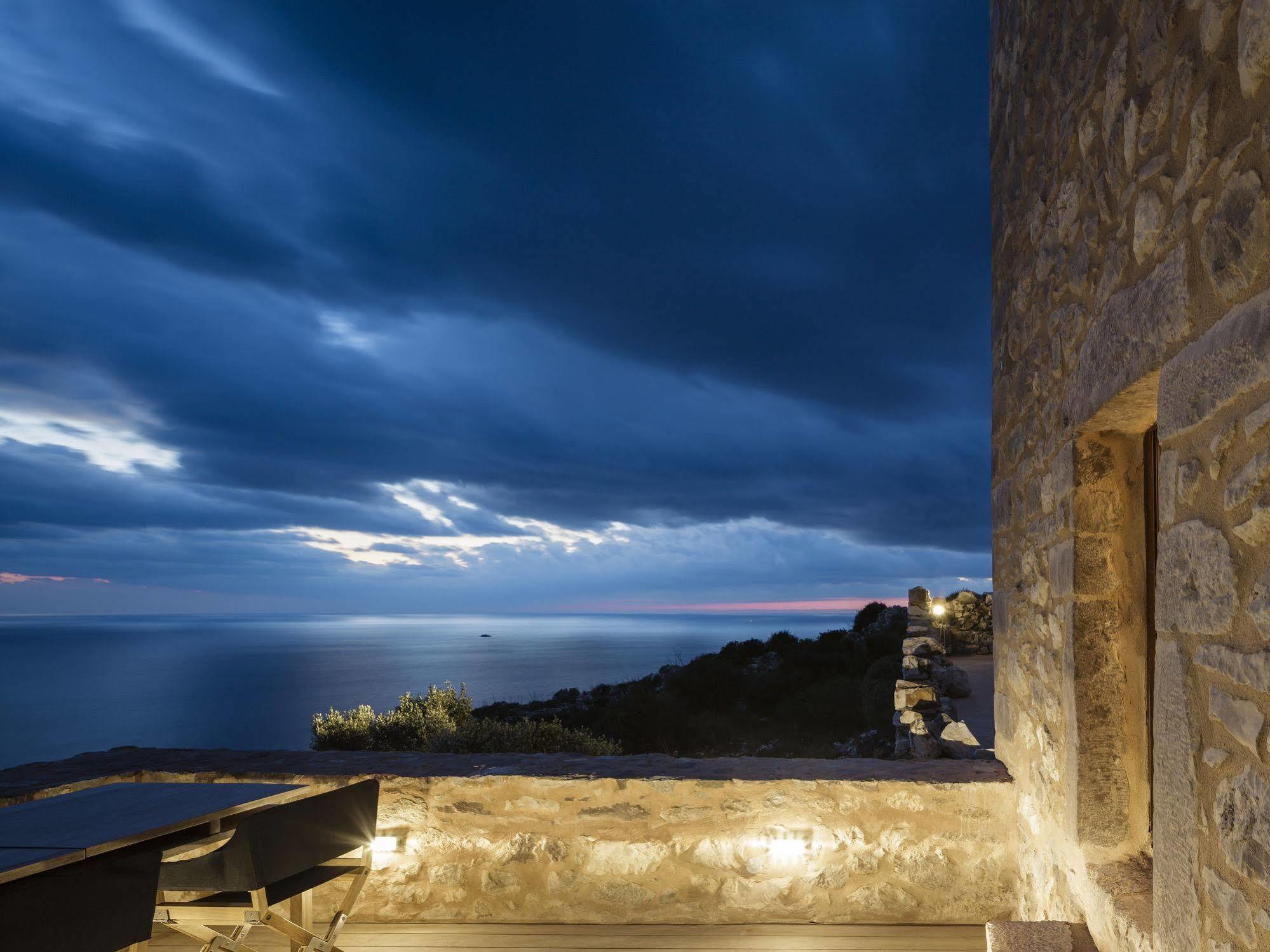 Готель Tainaron Blue Retreat Ватія Екстер'єр фото
